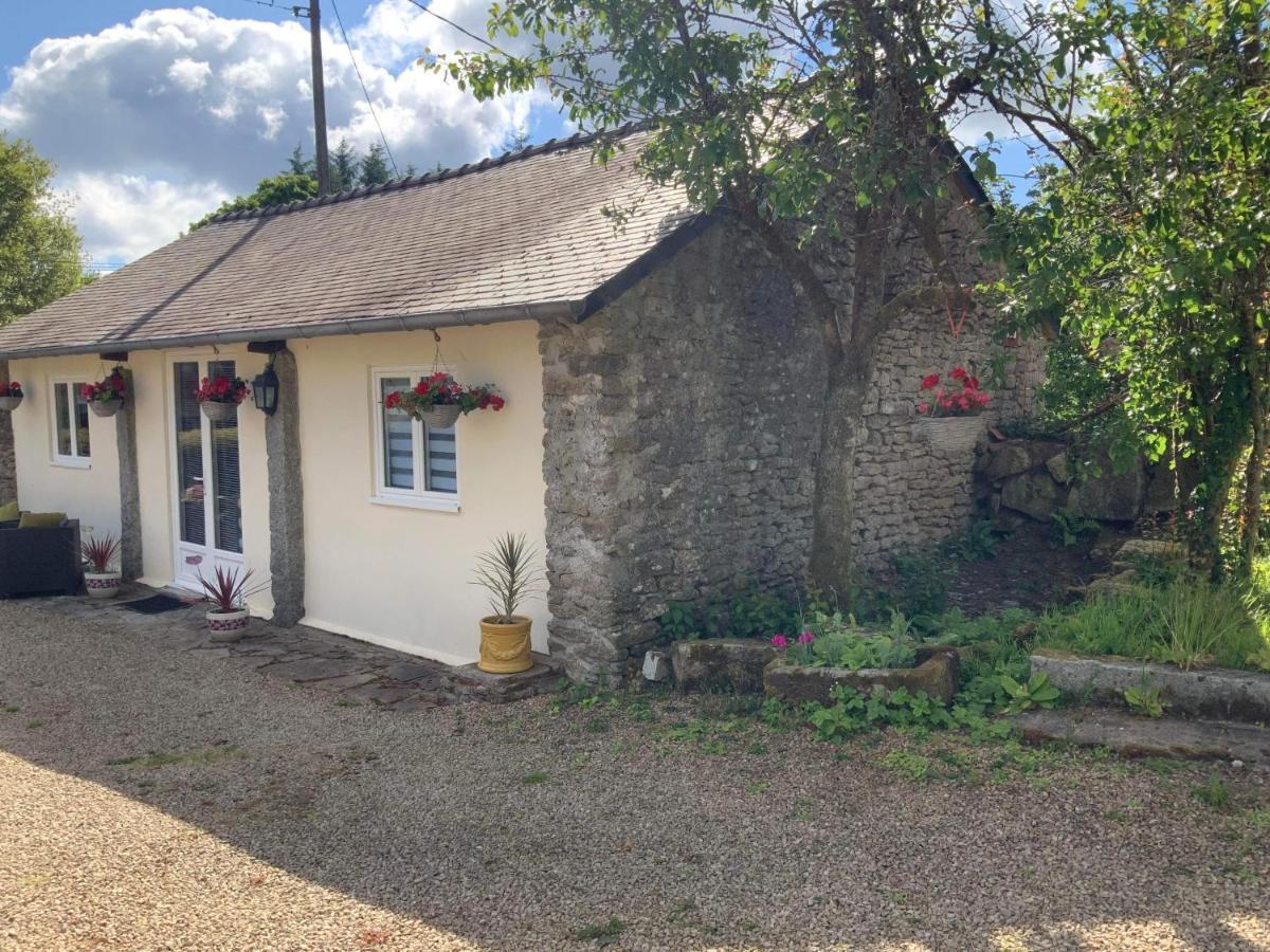Apartamento Le Cloitre Huelgoat Exterior foto